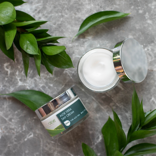 Hydrating Day Cream with Aloe Vera - Protects Against Environmental Damage