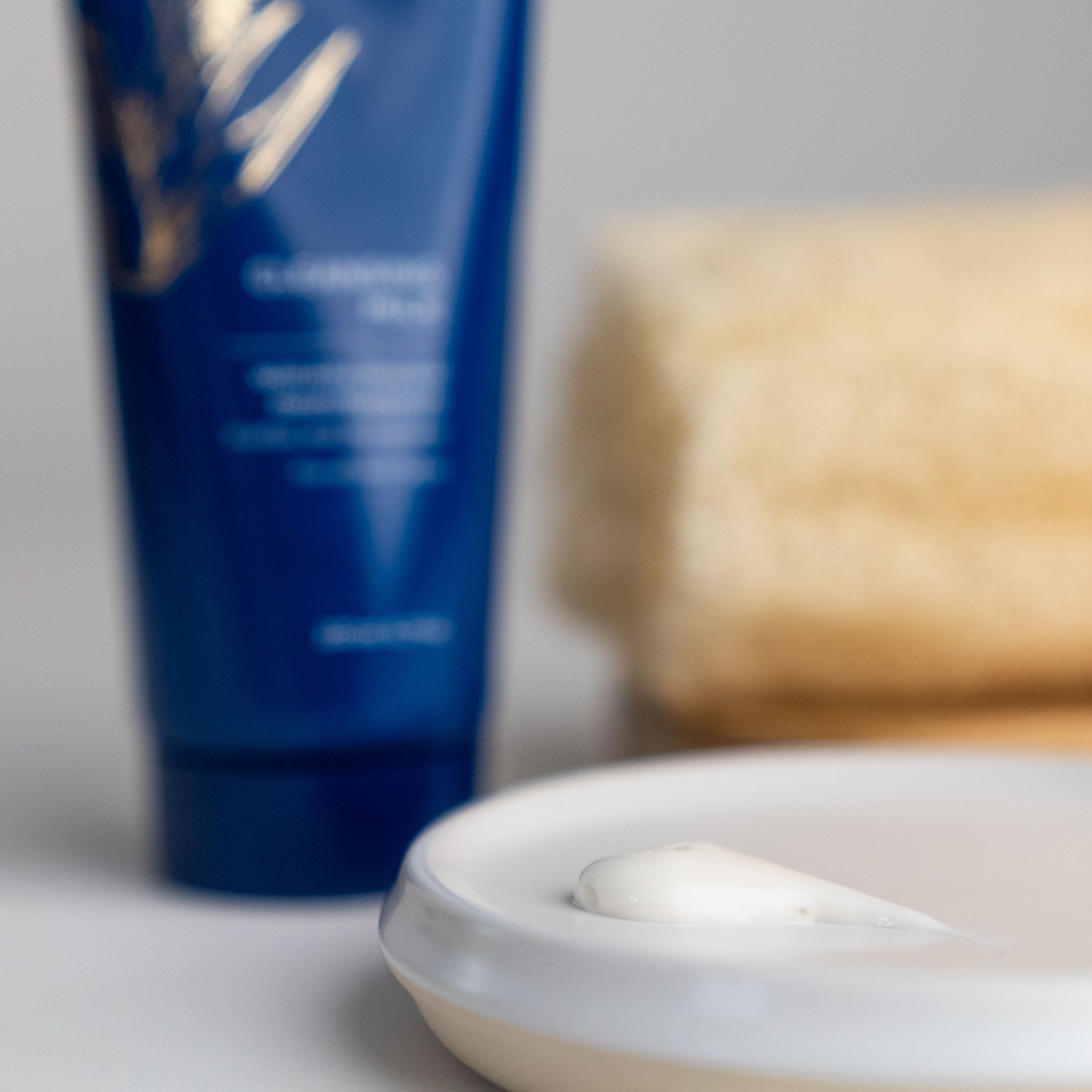 Curaloe Cleansing Milk - Reduces Redness and Restores Skin’s Glow