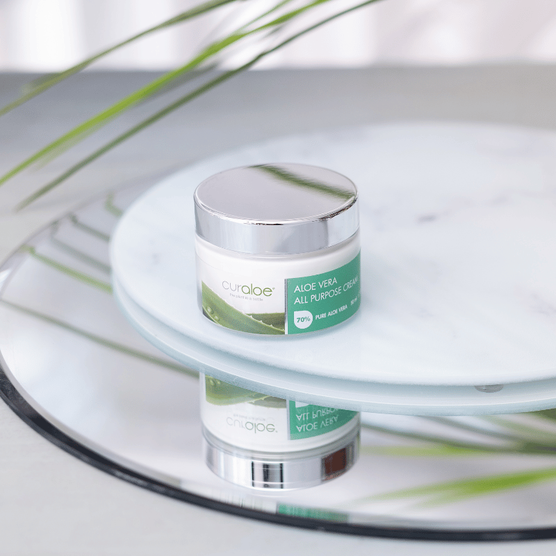 Intensive healing Curaloe All Purpose Cream with Mango and Cacao Butter, rejuvenating and softening severely dry and sensitive skin