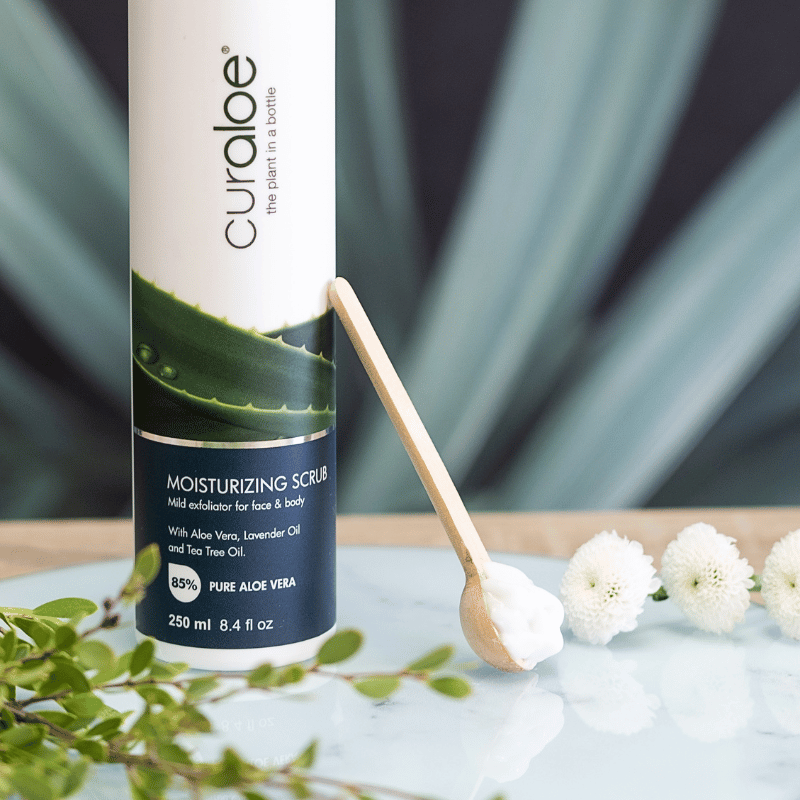 Scrub Exfoliating Moisturizer - 85% Aloe Vera