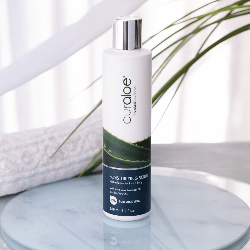 Scrub Exfoliating Moisturizer - 85% Aloe Vera